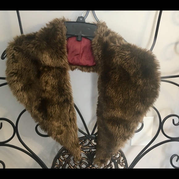 Brown faux fur collar - Picture 1 of 4